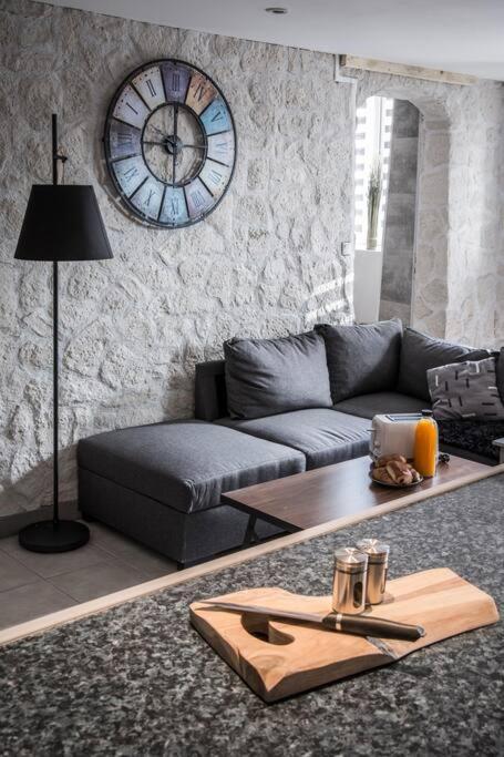 Les 4 Chenes - T2 Refait A Neuf Apartment Le Pont-de-Beauvoisin Luaran gambar