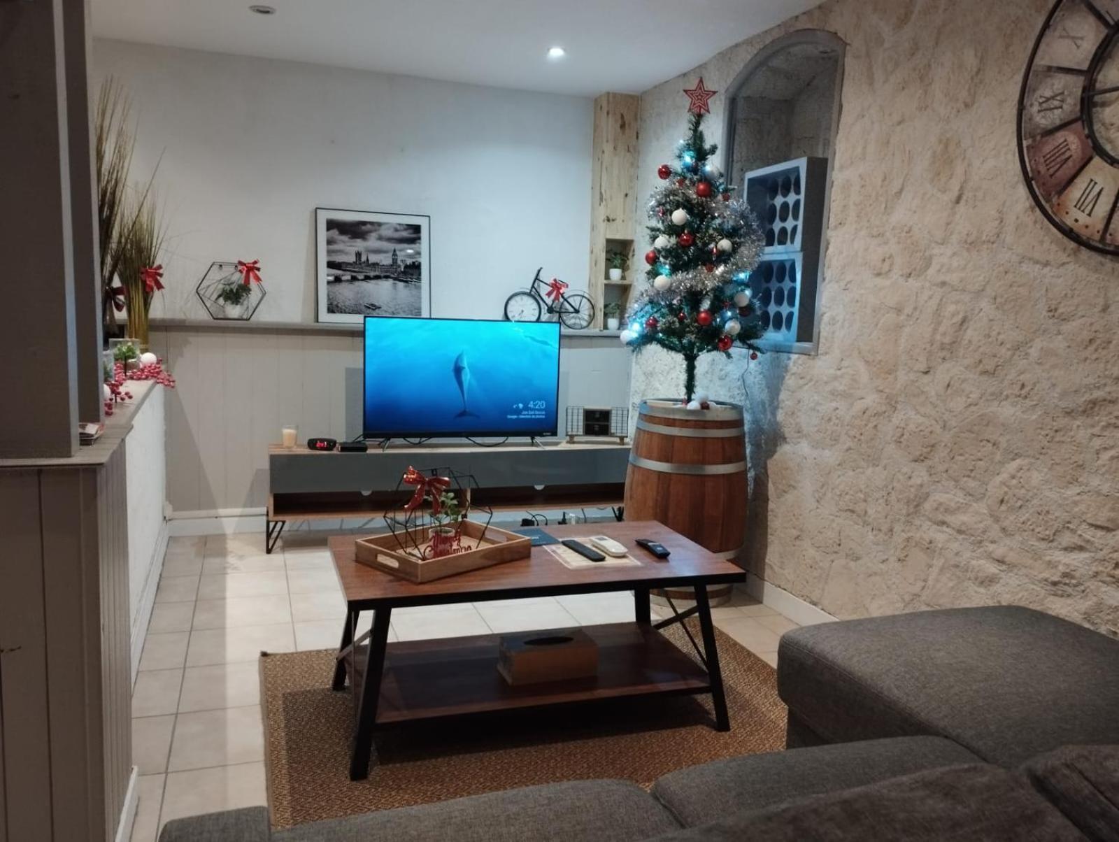 Les 4 Chenes - T2 Refait A Neuf Apartment Le Pont-de-Beauvoisin Luaran gambar